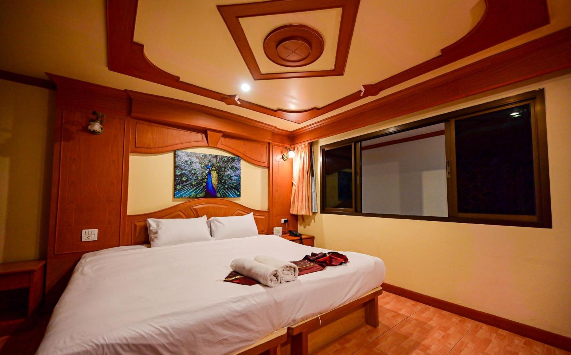 Complex Hotel Patong Экстерьер фото