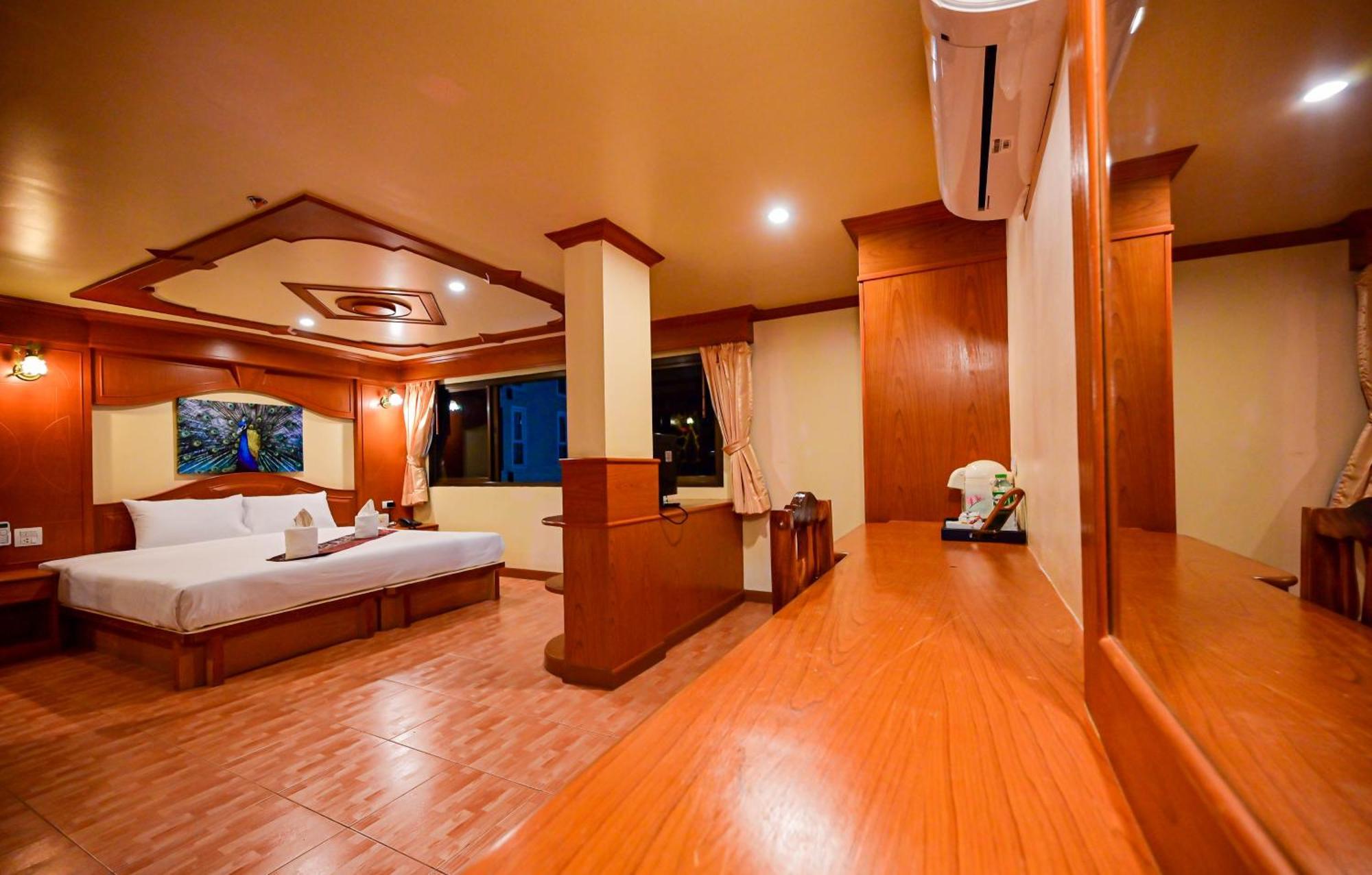 Complex Hotel Patong Экстерьер фото